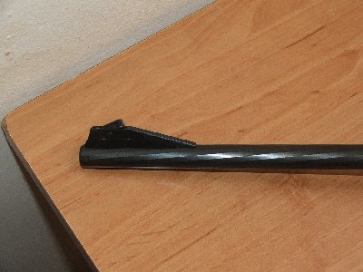 največi zahvat moram raditi na nišanu, trebao bih ga cijelog pomaknuti za cca 2 cm (možda bih ga čak i skroz maknuo jer če ionako na njoj biti stalno optika)  i ispred narezati navoj za plinsku kočnicu, btw zna netko nekog dobrog puškara koji bi mi to odradio