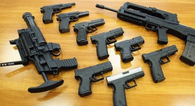 model-hs-2000-vec-godinama-best-buy-pistolj-sad-u-slika-438369.jpg
