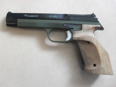 II-rad;SIG-HAMMERLI P240 navlaka u SATIN BLACK, a rukohvat u Mil Spec Gray