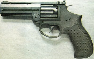 revolveri.jpg