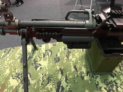 Puškomitraljez FN