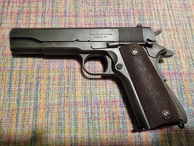 2. Ithaca M1911A1.jpg
