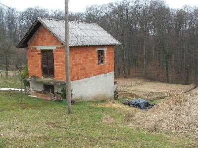 ovdje če te dolaziti kod mene na roštilj kada još malo uredim,ja ču pripremiti meso i lopate a vi ostatak:))
