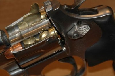 gun_04.jpg